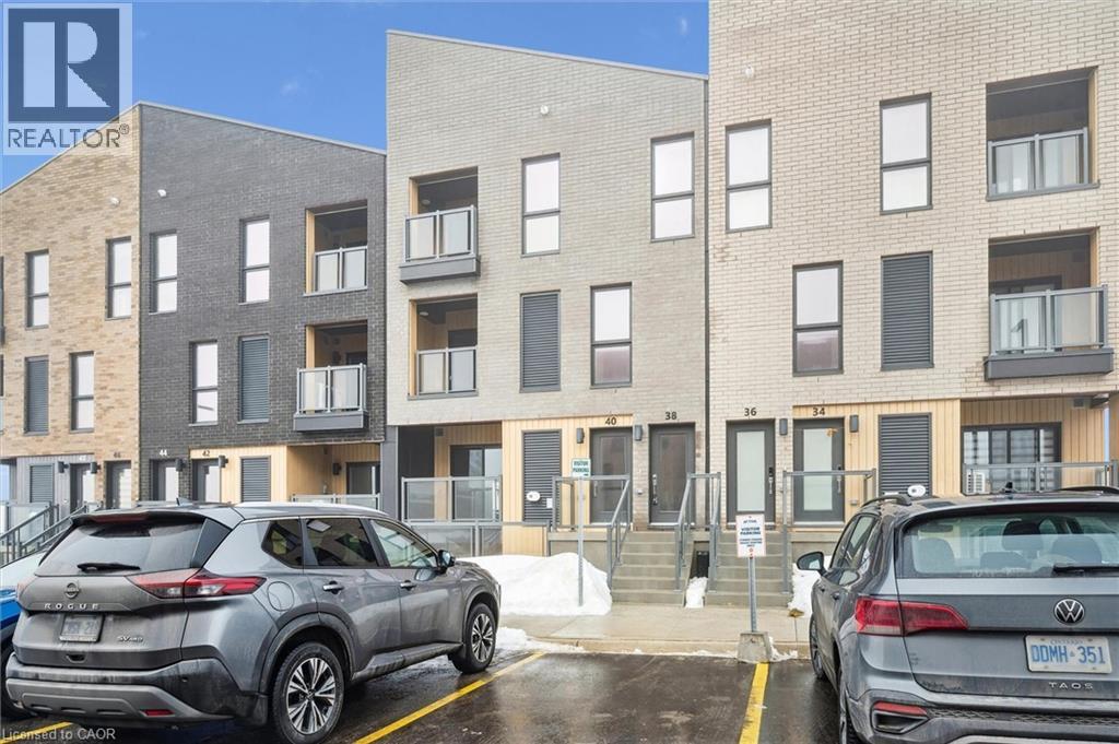 40 Urbane Boulevard, Kitchener, Ontario  N2E 0H8 - Photo 2 - 40806653