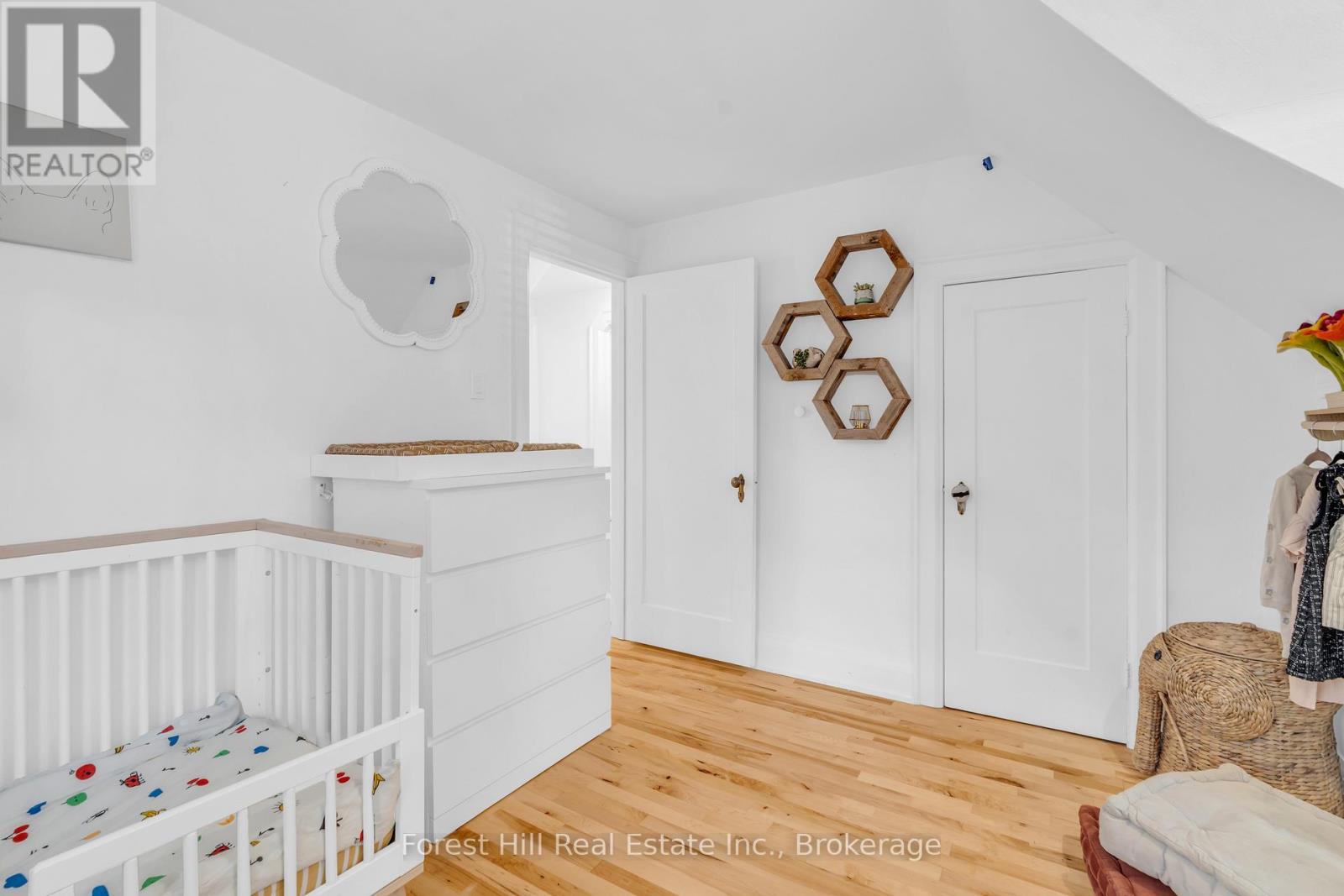 161 Herbert Street, Waterloo, Ontario  N2J 1T3 - Photo 24 - X12810892