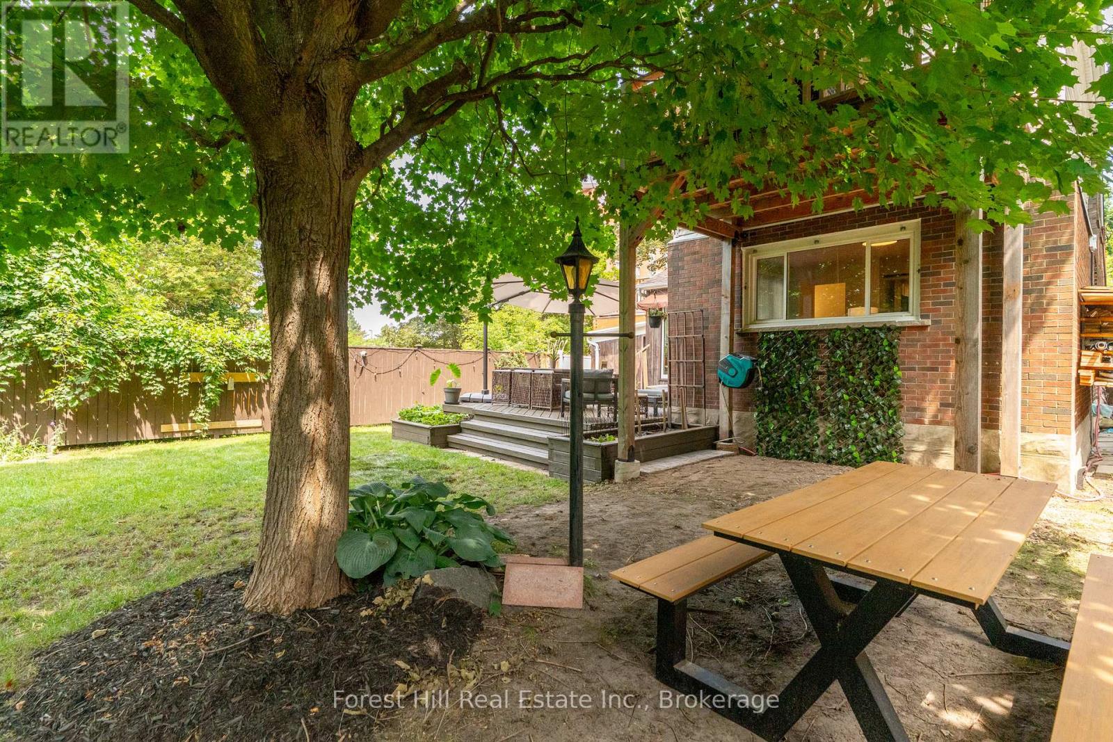 161 Herbert Street, Waterloo, Ontario  N2J 1T3 - Photo 40 - X12810892