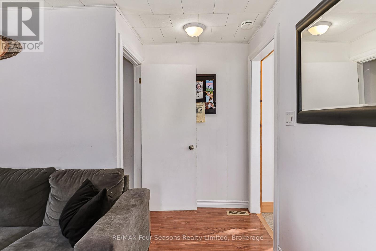 1046 County 124 Road N, Clearview, Ontario  N0C 1M0 - Photo 24 - S12811498