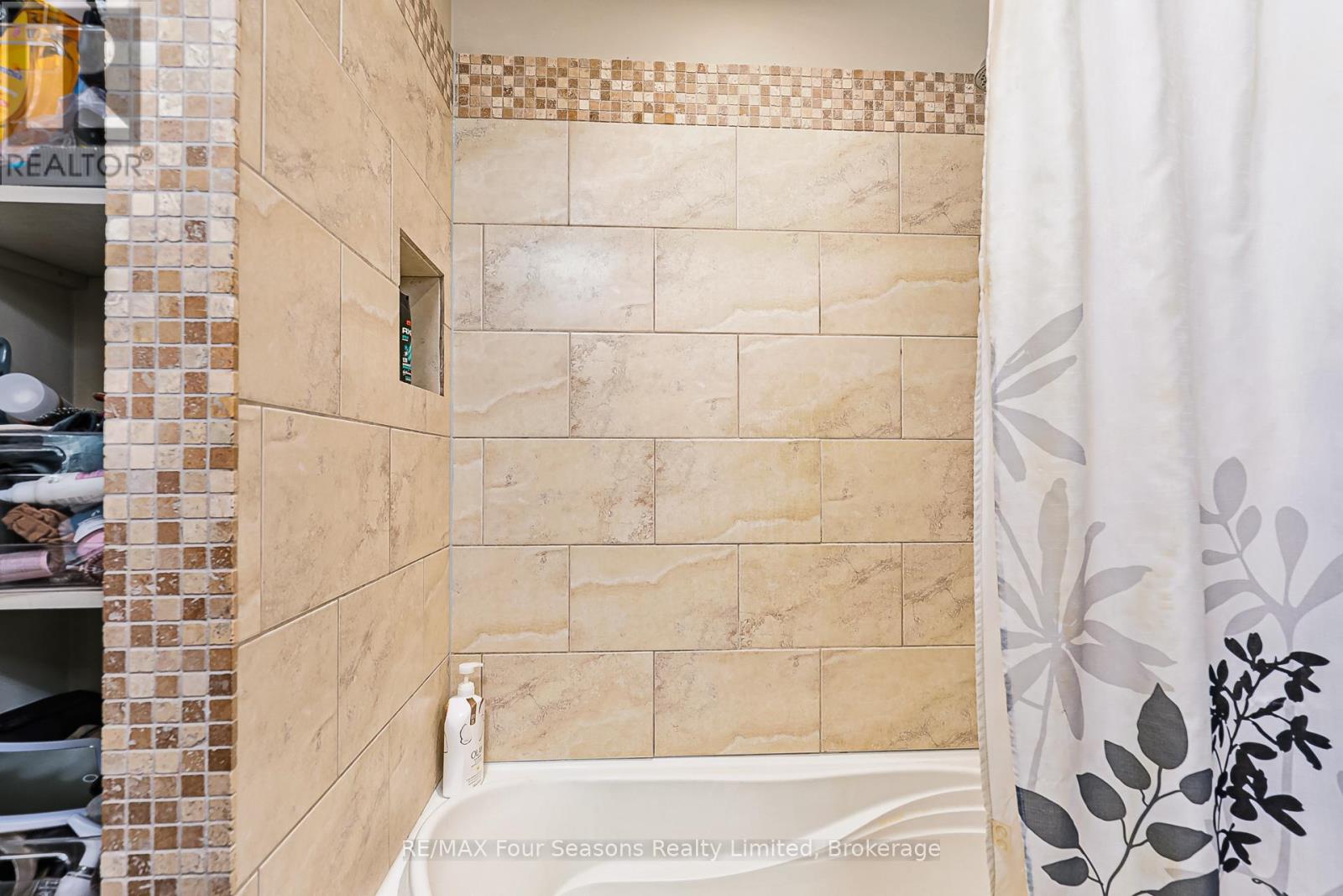 1046 County 124 Road N, Clearview, Ontario  N0C 1M0 - Photo 32 - S12811498