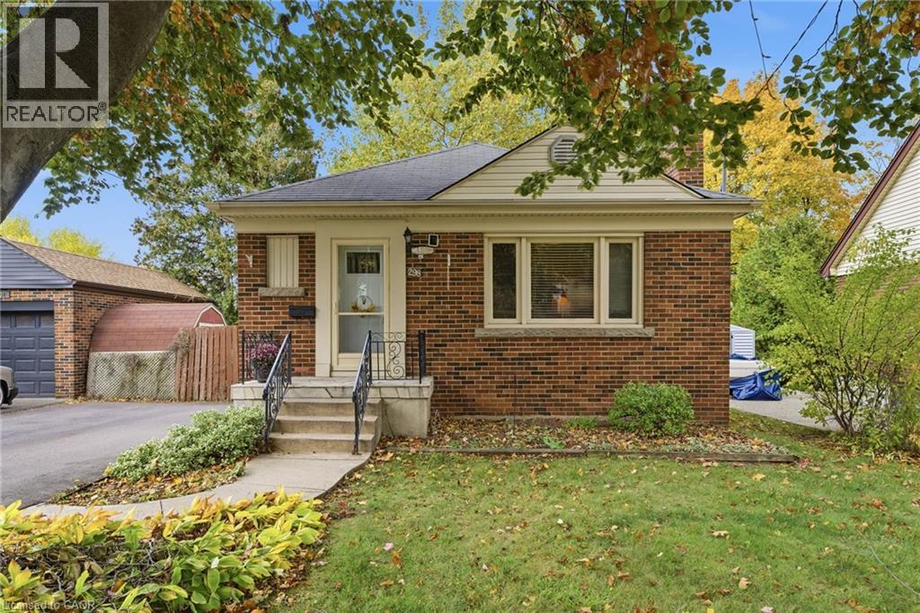 298 SANATORIUM Road, Hamilton, Ontario