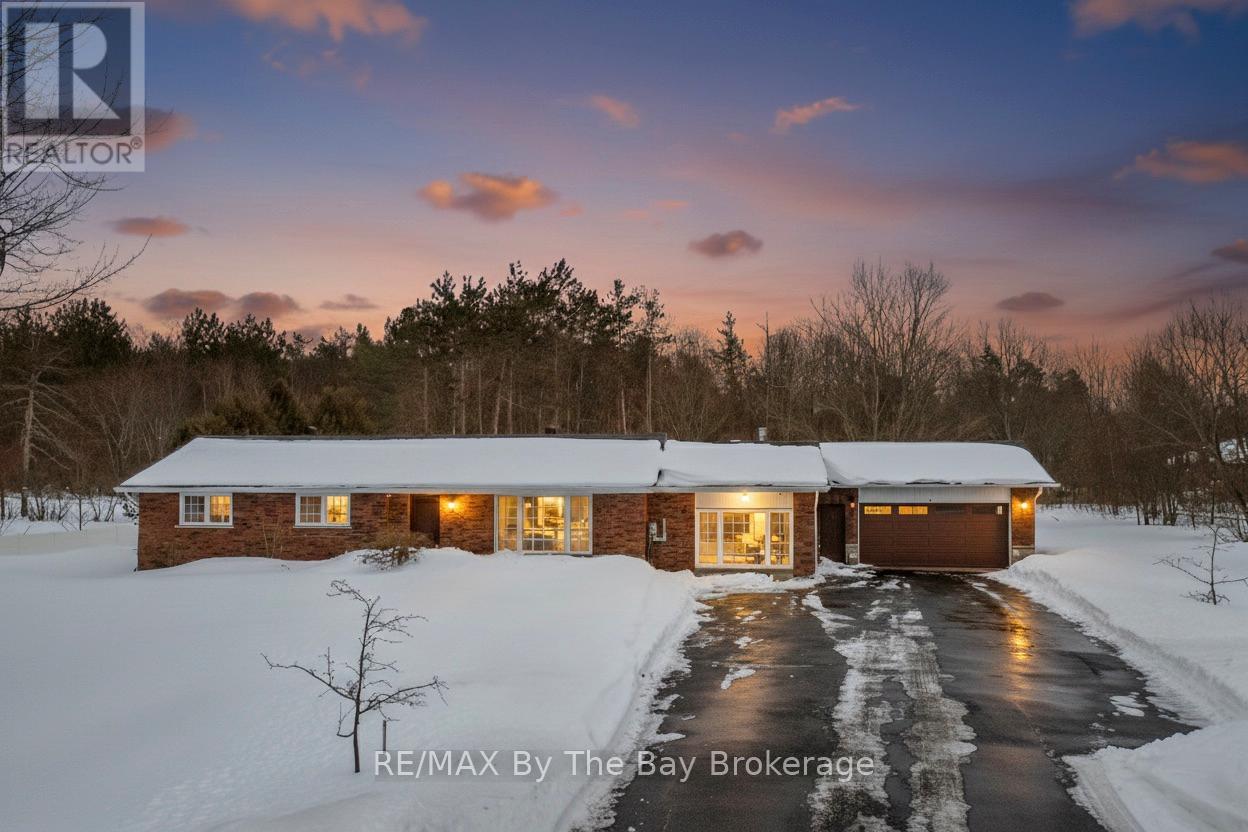 111 BALM BEACH ROAD E, Tiny, Ontario