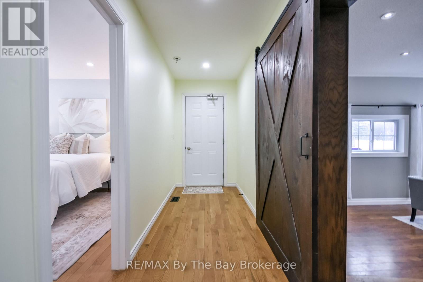 111 Balm Beach Road E, Tiny, Ontario  L0L 2J0 - Photo 24 - S12814180