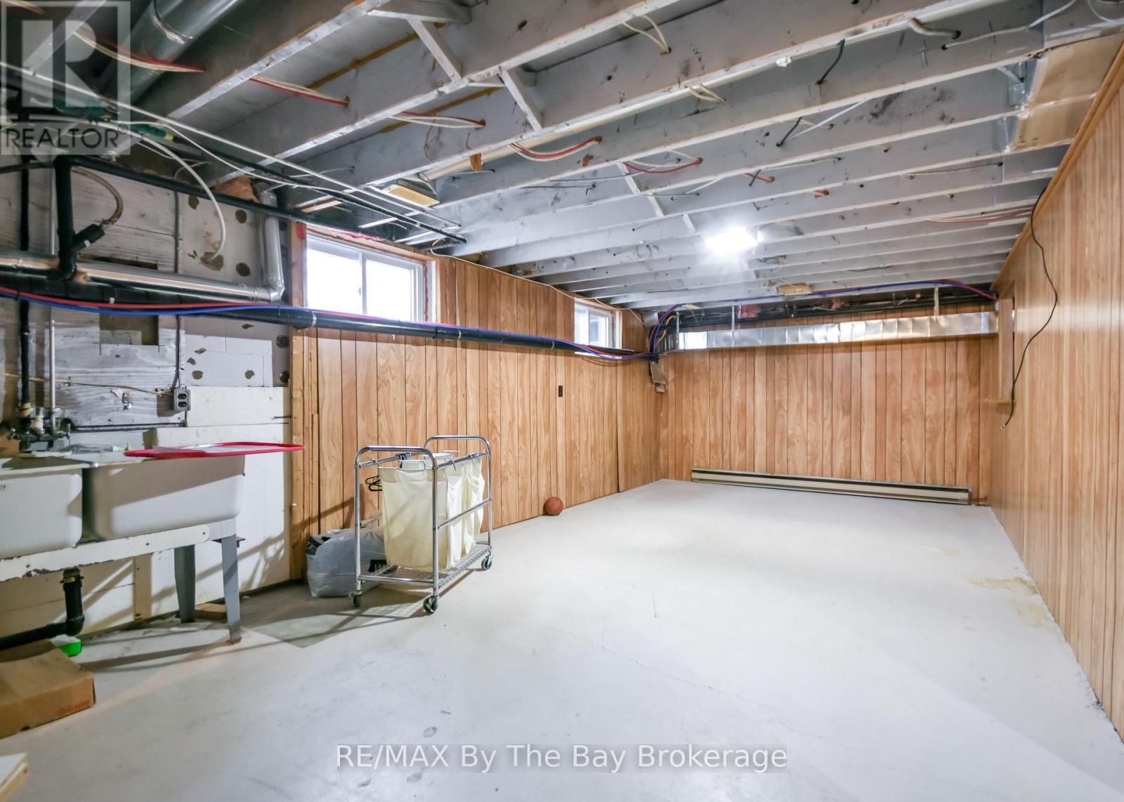 111 Balm Beach Road E, Tiny, Ontario  L0L 2J0 - Photo 38 - S12814180