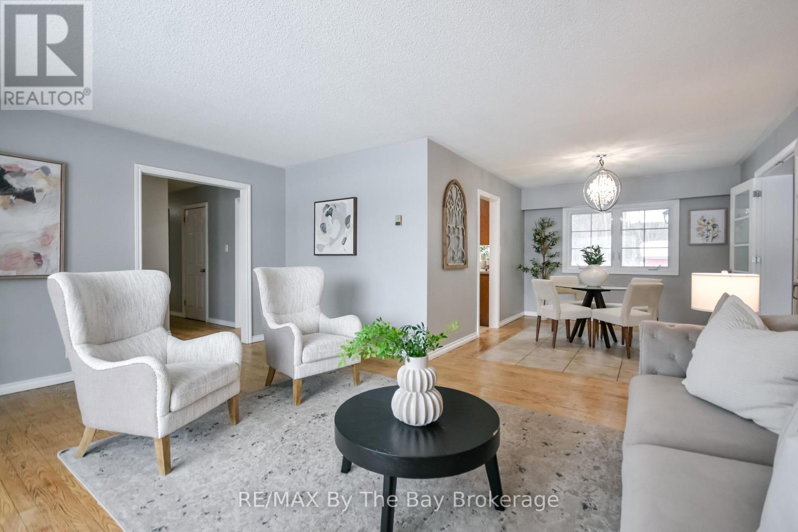 111 Balm Beach Road E, Tiny, Ontario  L0L 2J0 - Photo 6 - S12814180