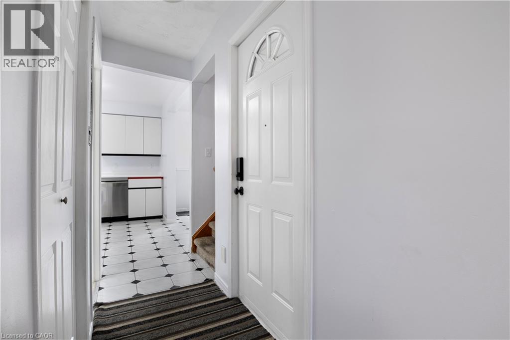 43 Middleton Street, Cambridge, Ontario  N1S 2R2 - Photo 4 - 40807293