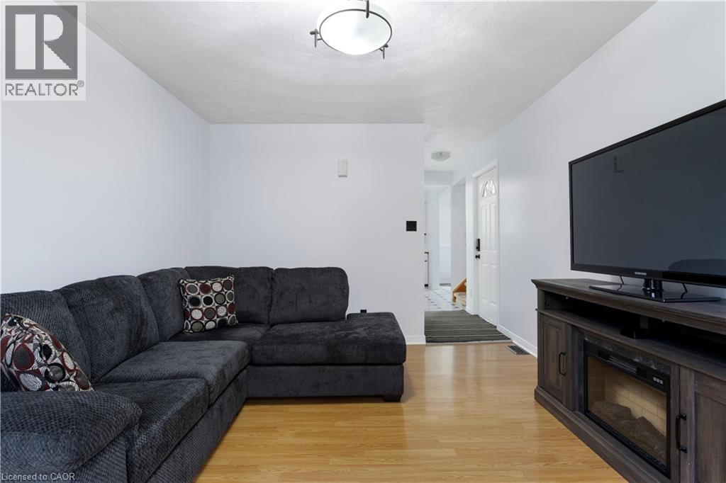 43 Middleton Street, Cambridge, Ontario  N1S 2R2 - Photo 6 - 40807293