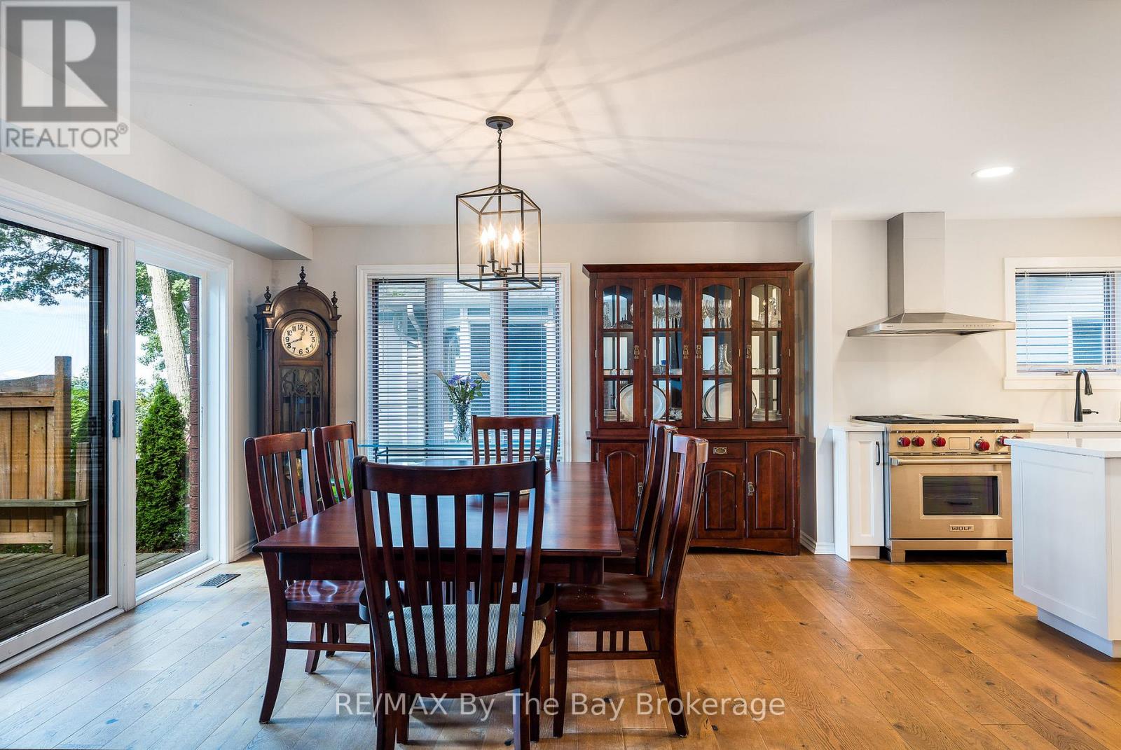 38 Willow Drive, Tiny, Ontario  L0L 1P1 - Photo 21 - S12815970