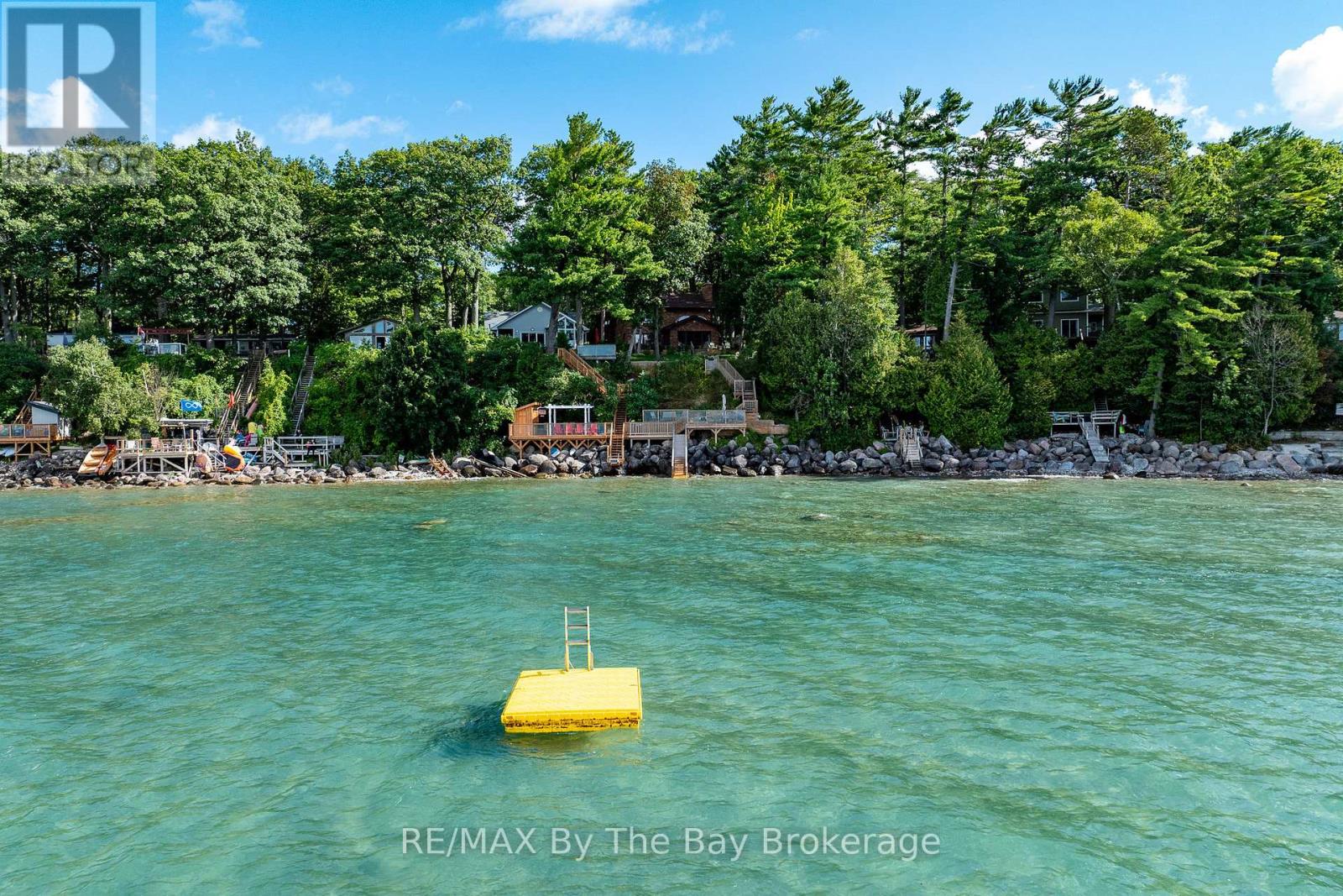 38 Willow Drive, Tiny, Ontario  L0L 1P1 - Photo 45 - S12815970