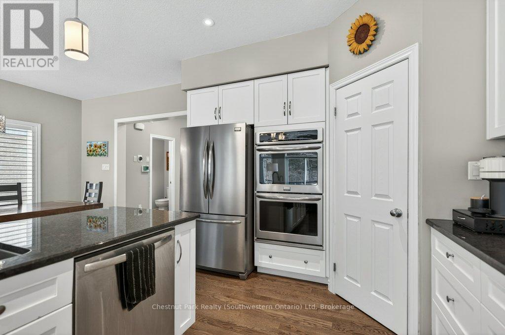 22 Rooke Court, Guelph, Ontario  N1K 0B8 - Photo 16 - X12816008