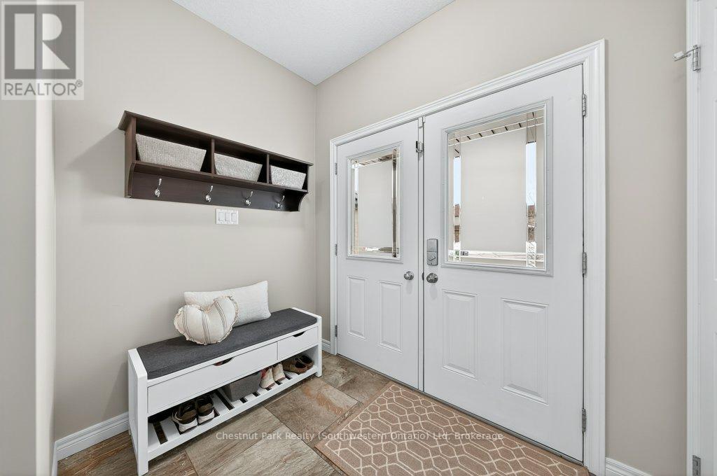 22 Rooke Court, Guelph, Ontario  N1K 0B8 - Photo 9 - X12816008