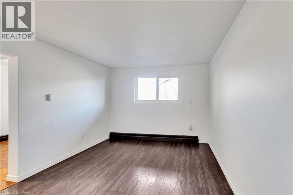 11 OLYMPIC Drive Unit# 2, Kitchener, Ontario