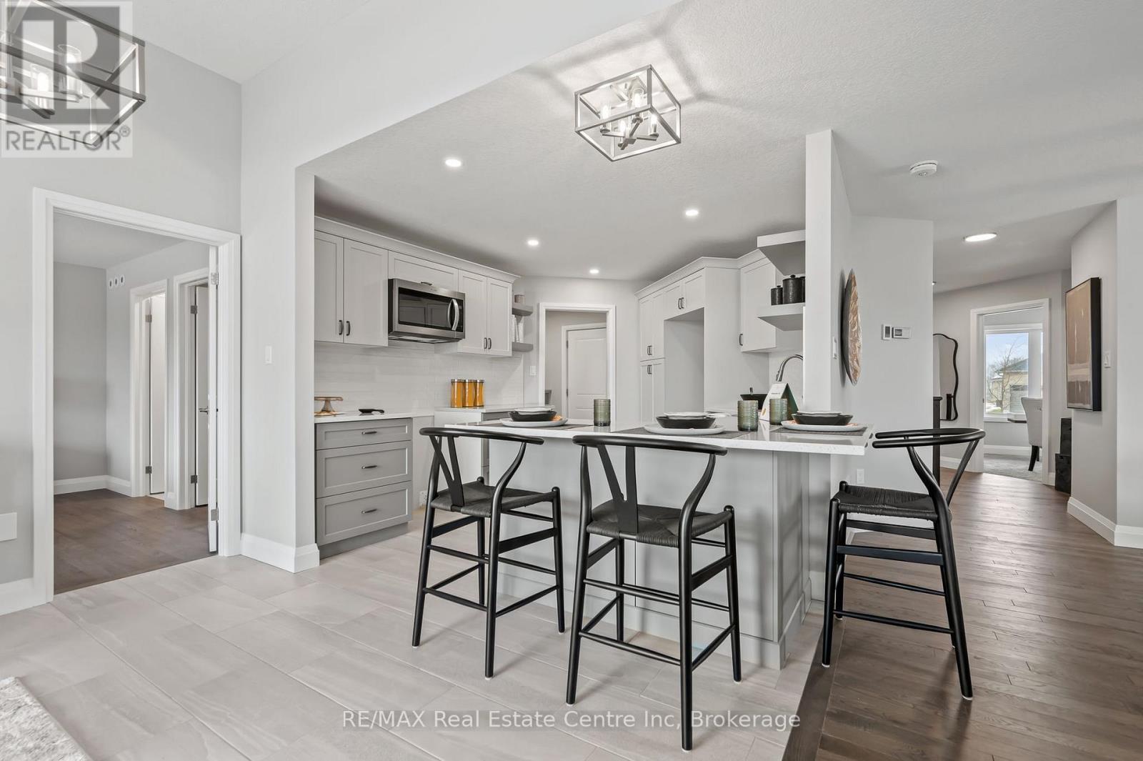 190 Bridge Crescent, Minto, Ontario  N0G 2P0 - Photo 10 - X12817192