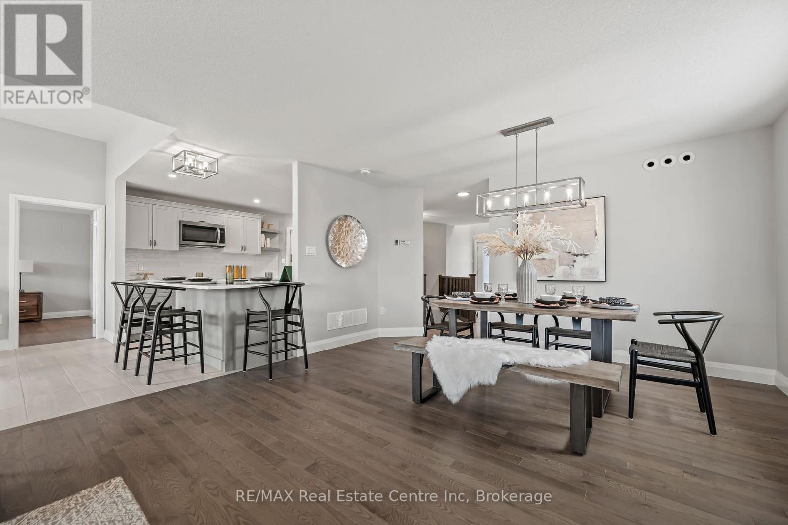 190 Bridge Crescent, Minto, Ontario  N0G 2P0 - Photo 6 - X12817192