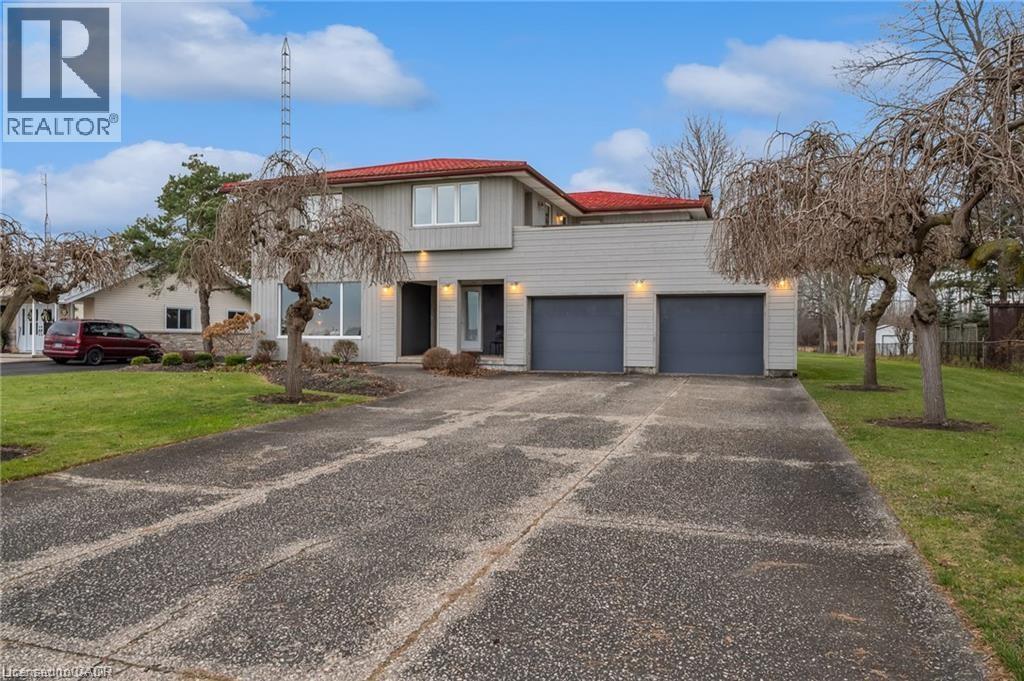 1321 Niagara Parkway, Fort Erie, Ontario  L2A 5M4 - Photo 2 - 40807475