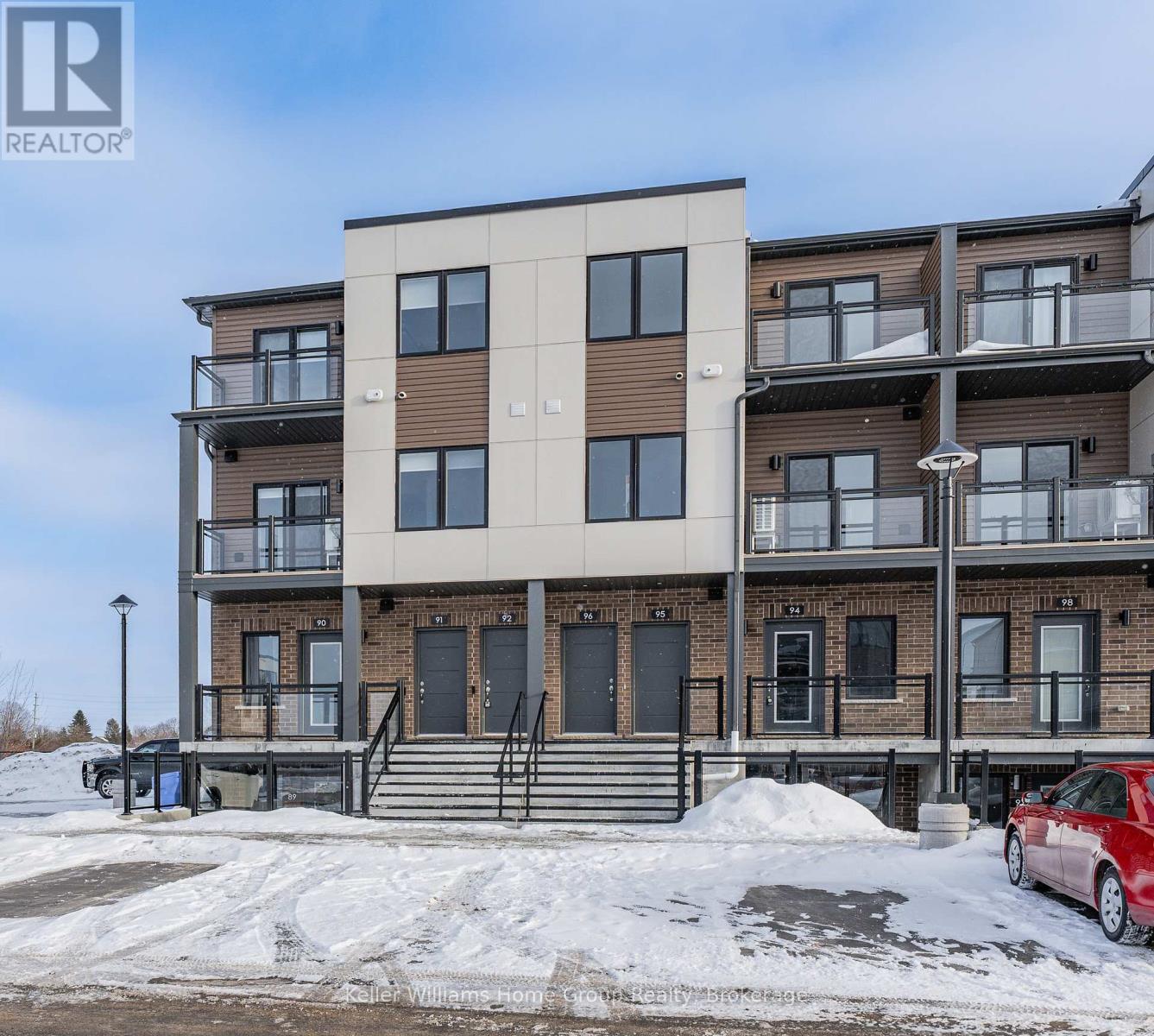 90 - 940 ST DAVID STREET N, Centre Wellington, Ontario