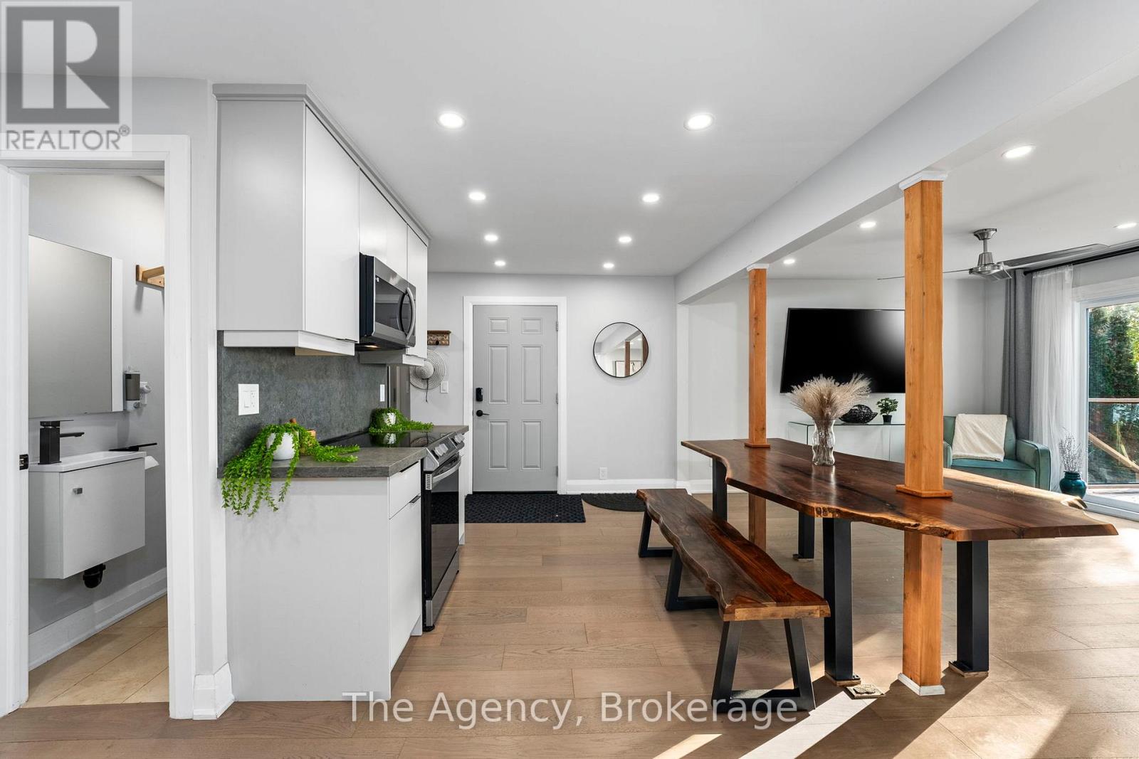 119 Campbell Beach Road, Kawartha Lakes, Ontario  L0K 1W0 - Photo 10 - X12820502