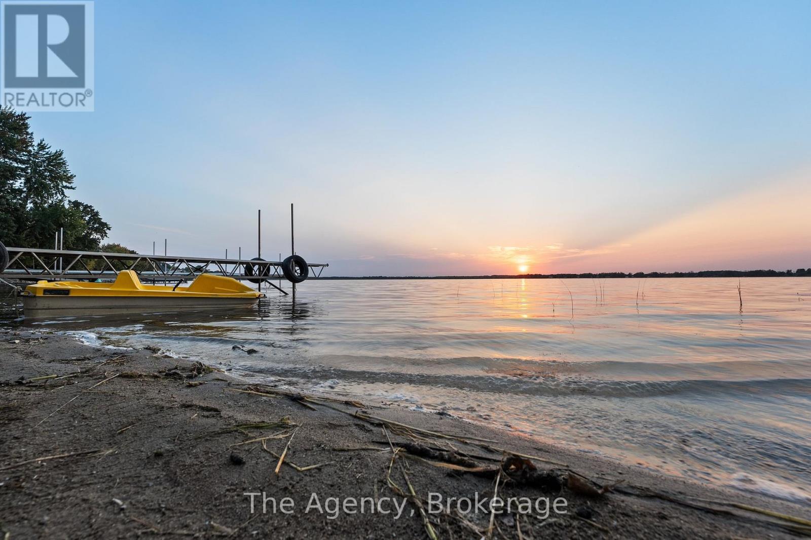 119 Campbell Beach Road, Kawartha Lakes, Ontario  L0K 1W0 - Photo 2 - X12820502