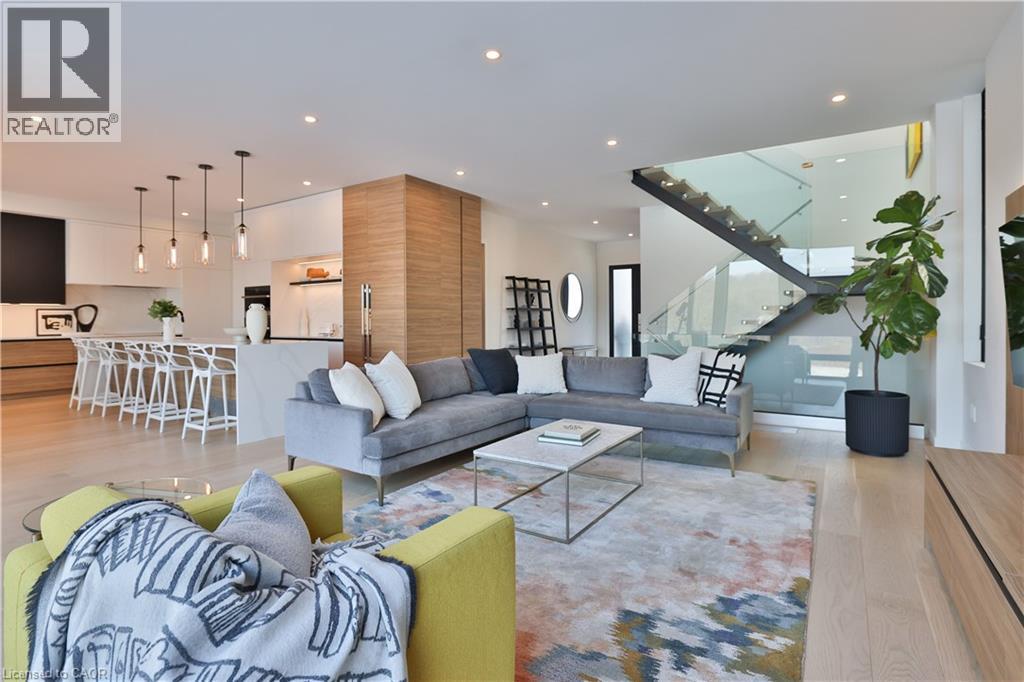 70 Upper Mount Albion Road, Hamilton, Ontario  L8J 2S1 - Photo 8 - 40806591