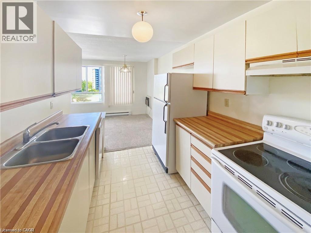 65 Highland Crescent Unit# 502, Kitchener, Ontario  N2M 5M8 - Photo 9 - 40807859