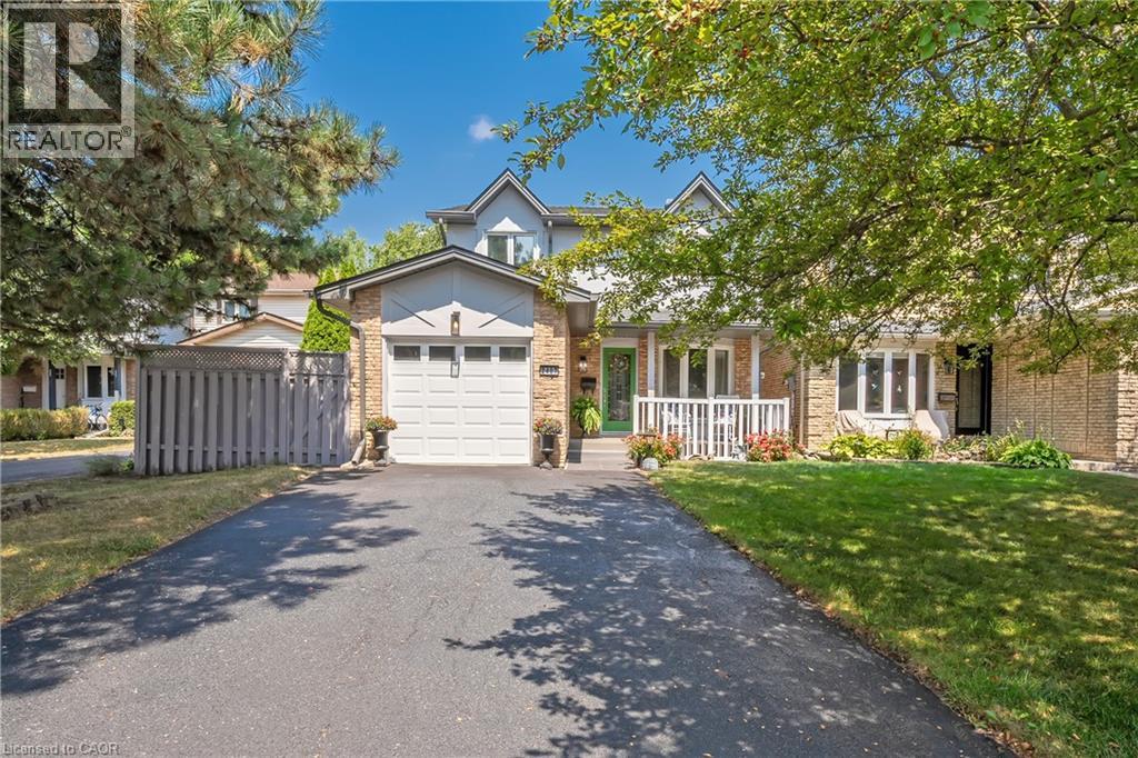 2407 HEMLOCK Court, Burlington, Ontario