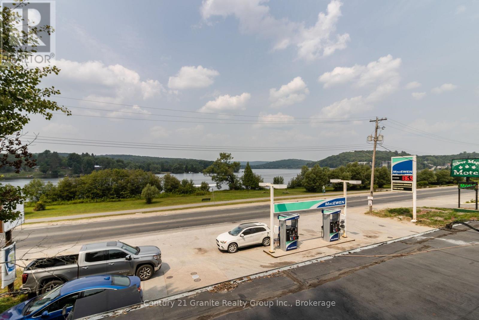 42 Highland Street, Dysart Et Al, Ontario  K0M 1S0 - Photo 2 - X12822590