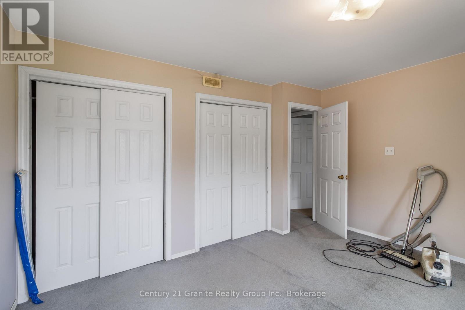 42 Highland Street, Dysart Et Al, Ontario  K0M 1S0 - Photo 28 - X12822590