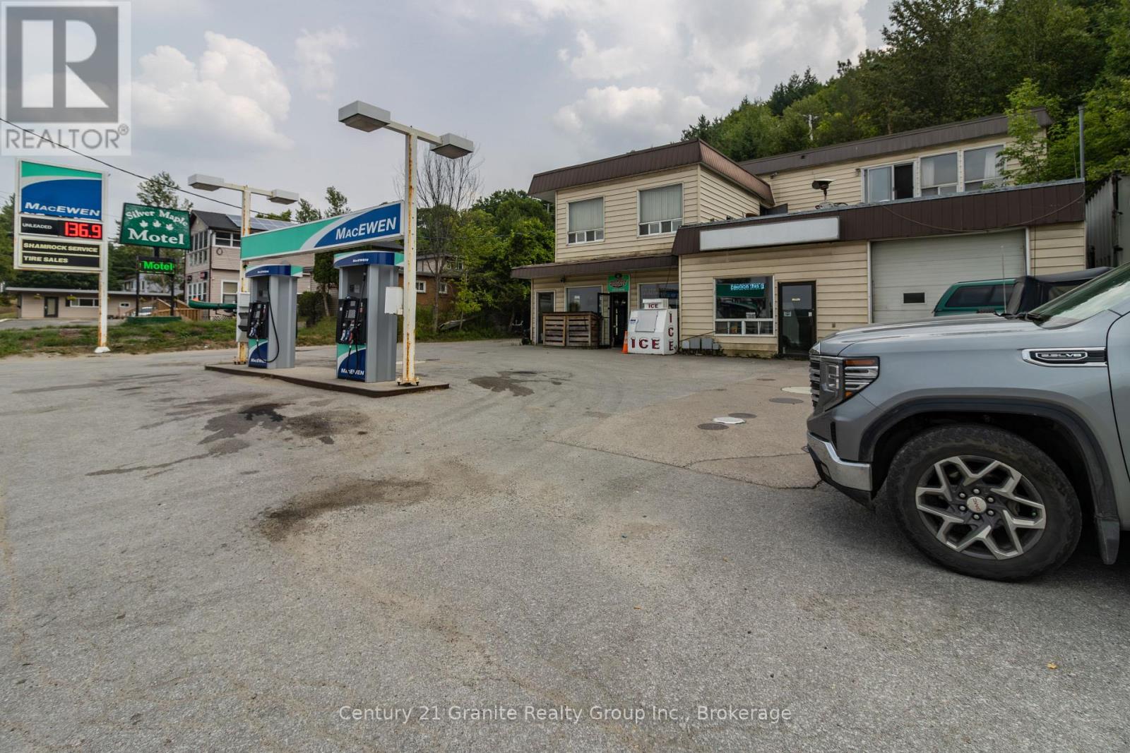 42 Highland Street, Dysart Et Al, Ontario  K0M 1S0 - Photo 29 - X12822590