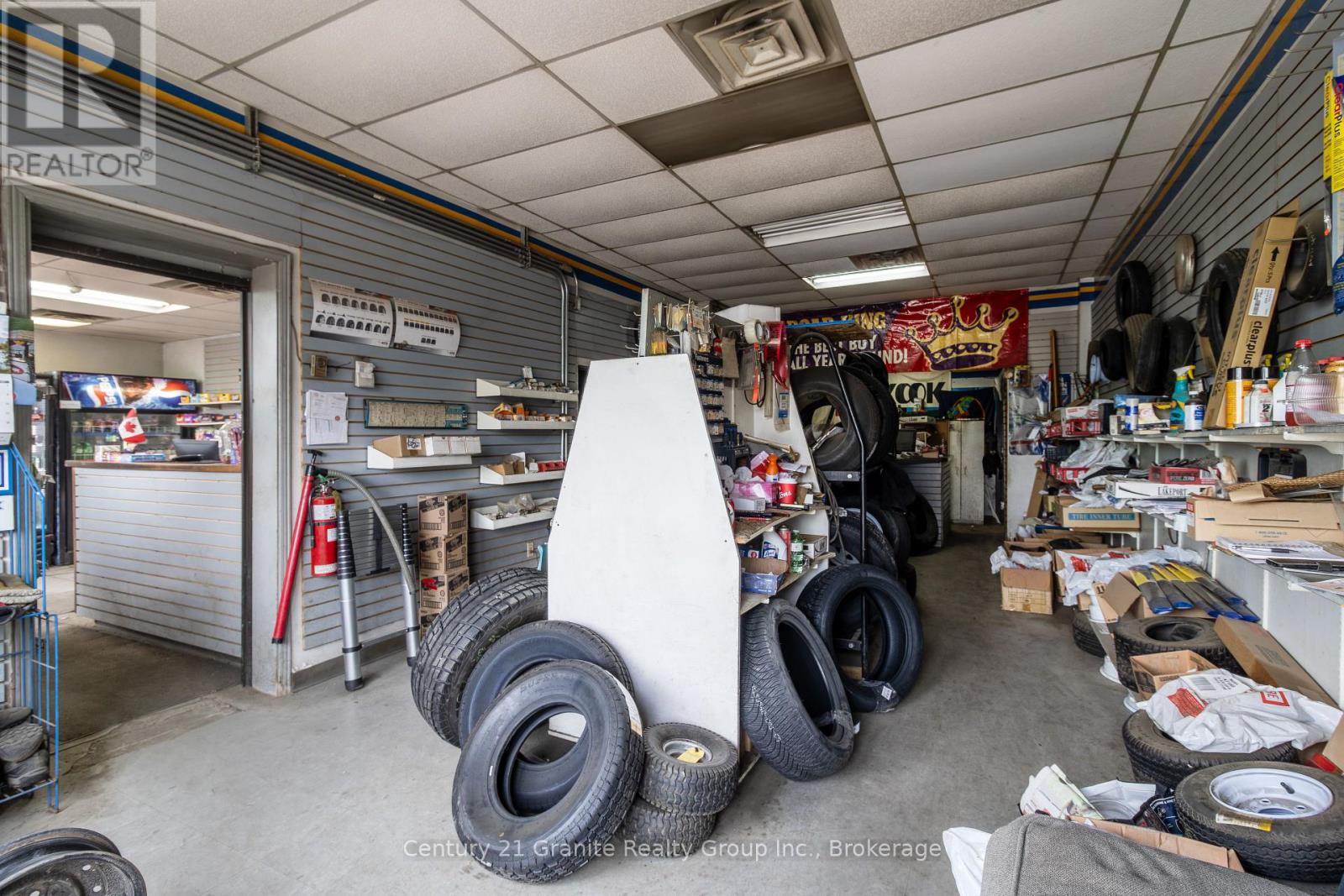 42 Highland Street, Dysart Et Al, Ontario  K0M 1S0 - Photo 7 - X12822590