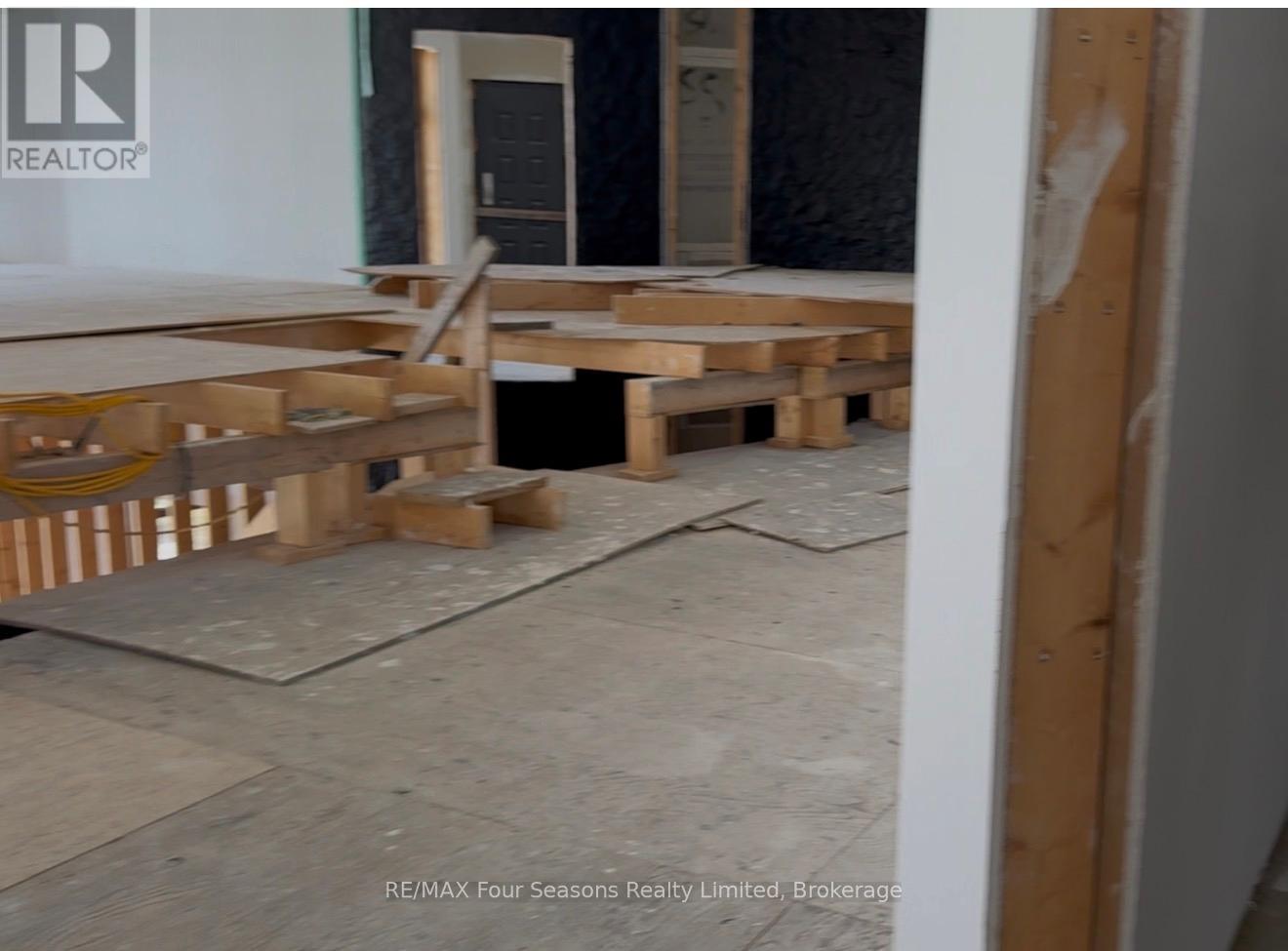 794 Dorcas Bay Road, Northern Bruce Peninsula, Ontario  N0H 2R0 - Photo 23 - X12823142