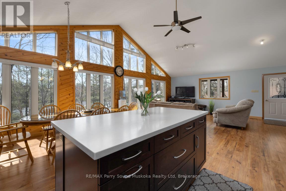 38 Shebeshekong Estates Road S, Carling, Ontario  P0G 1G0 - Photo 20 - X12823238