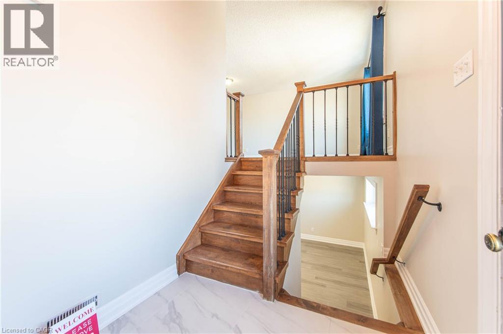 153 Sugar Maple Street, Kitchener, Ontario  N2N 2A7 - Photo 3 - 40807954