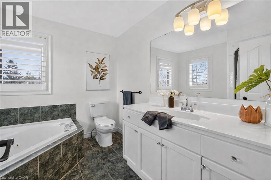 119 Dorchester Drive, Grimsby, Ontario  L3M 5H5 - Photo 24 - 40806885