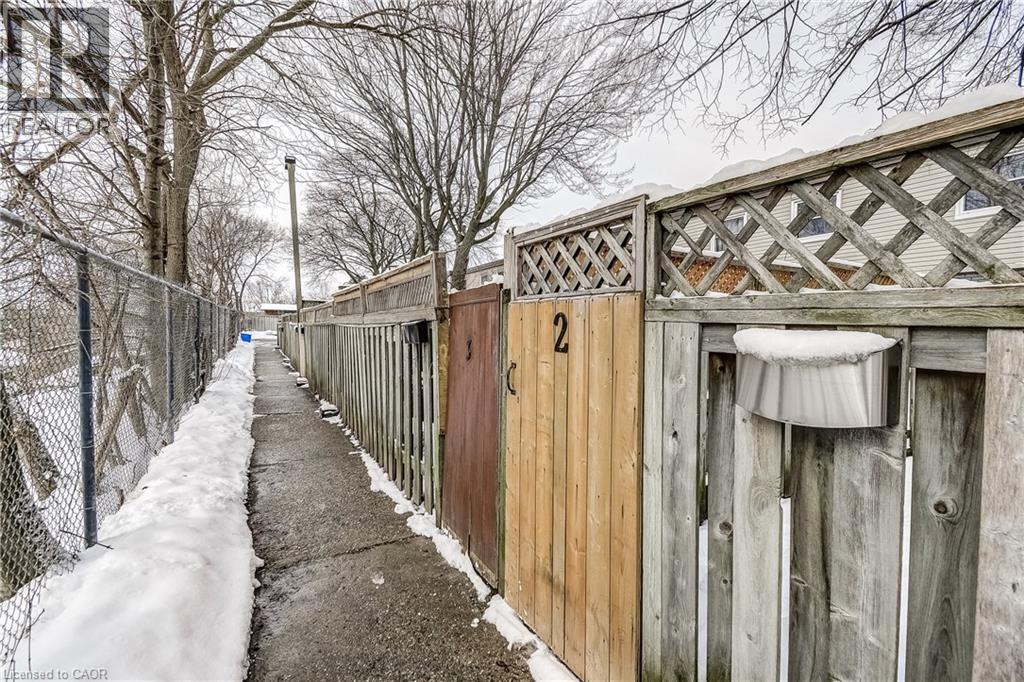 80 Brooklyne Road Unit# 2, Cambridge, Ontario  N1R 1C8 - Photo 3 - 40805104