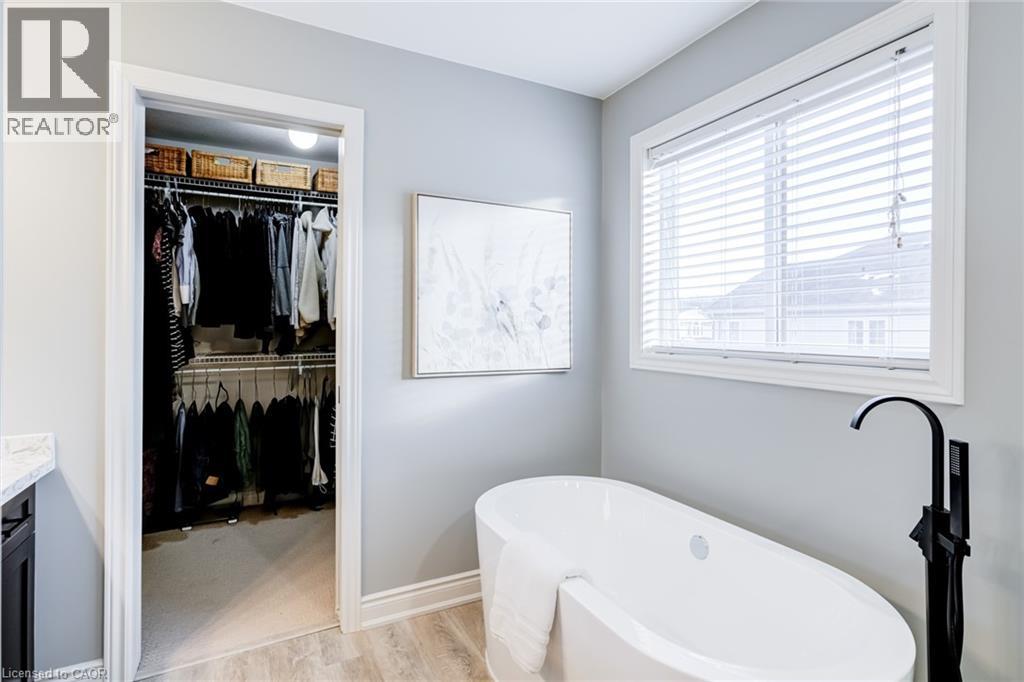 7 Kinsman Drive, Binbrook, Ontario  L0R 1C0 - Photo 28 - 40808021