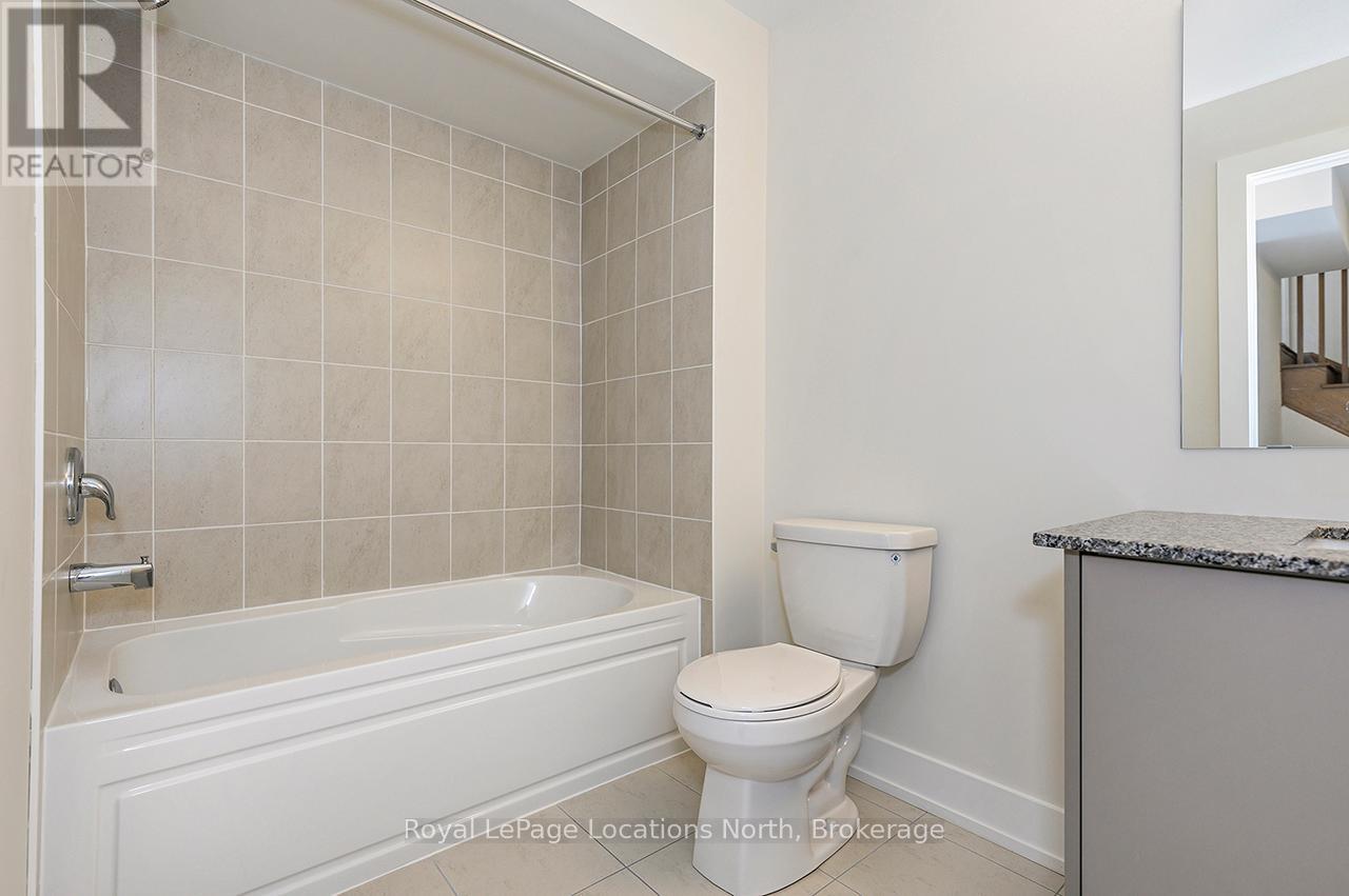 111 Clement Lane, Blue Mountains, Ontario  N0H 1J0 - Photo 40 - X12824810