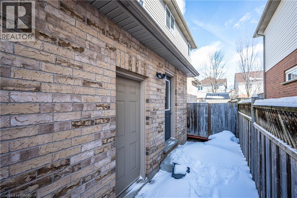 733 Shediac Crescent, Waterloo, Ontario  N2K 4M3 - Photo 5 - 40807851