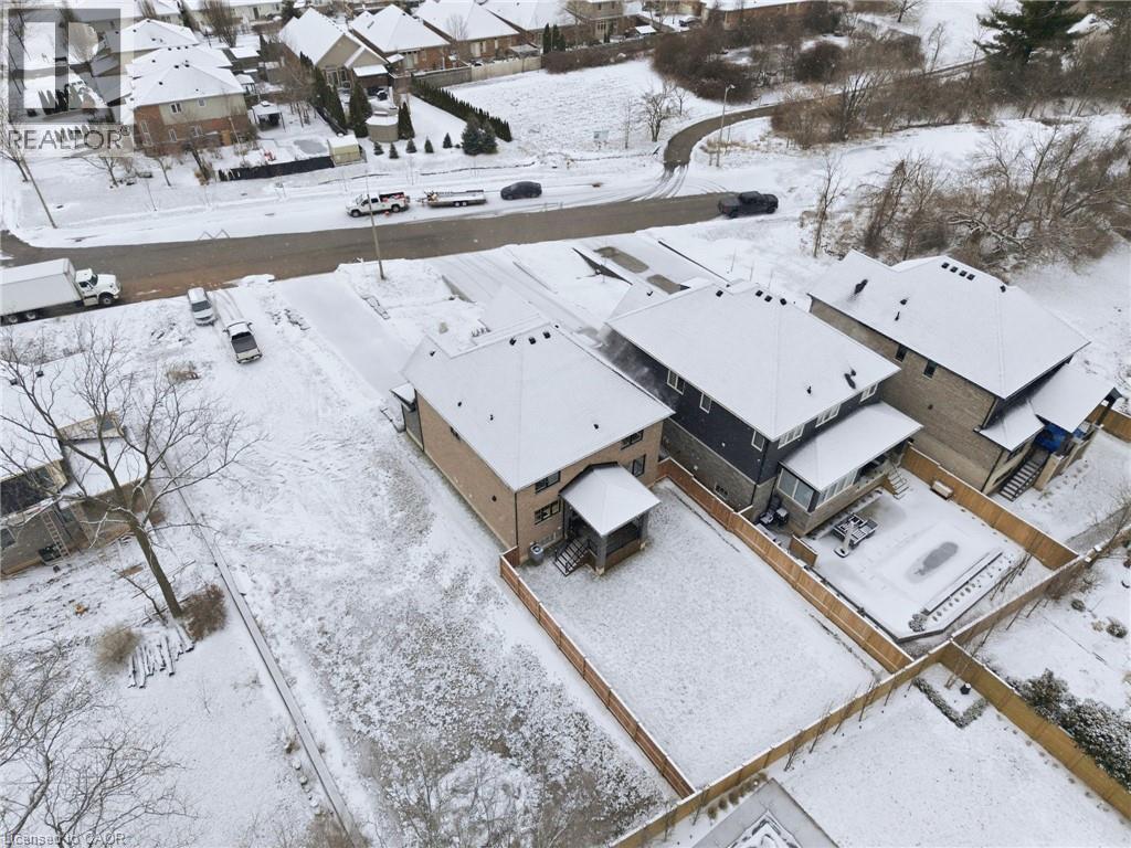 7 Bartlett Avenue, Grimsby, Ontario  L3M 5N7 - Photo 48 - 40807939