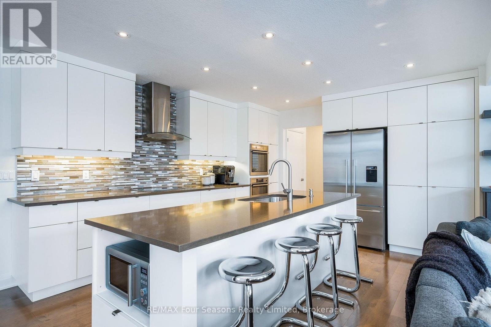 116 Dory Row, Blue Mountains, Ontario  N0H 2P0 - Photo 15 - X12826094