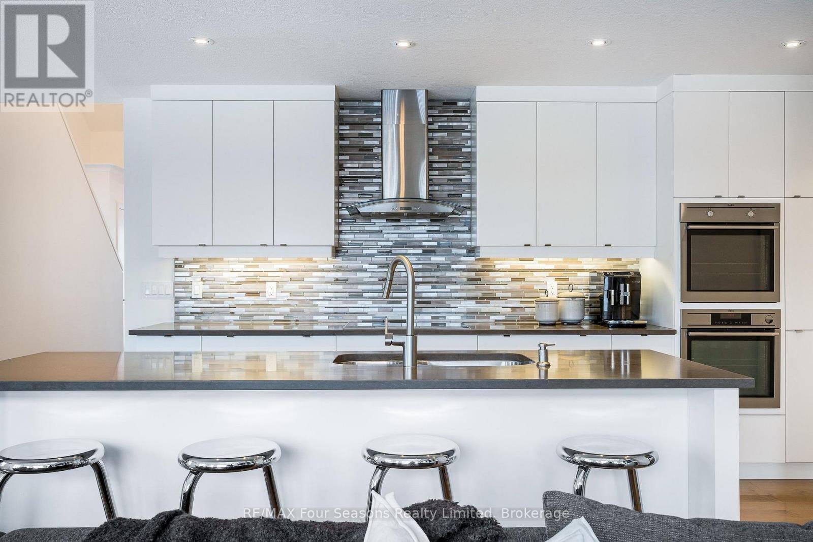 116 Dory Row, Blue Mountains, Ontario  N0H 2P0 - Photo 16 - X12826094