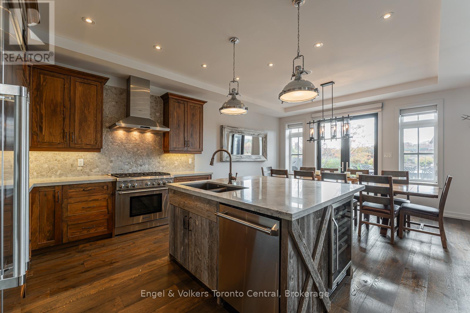 280 Sunset Boulevard, Blue Mountains, Ontario  N0H 2P0 - Photo 14 - X12826528