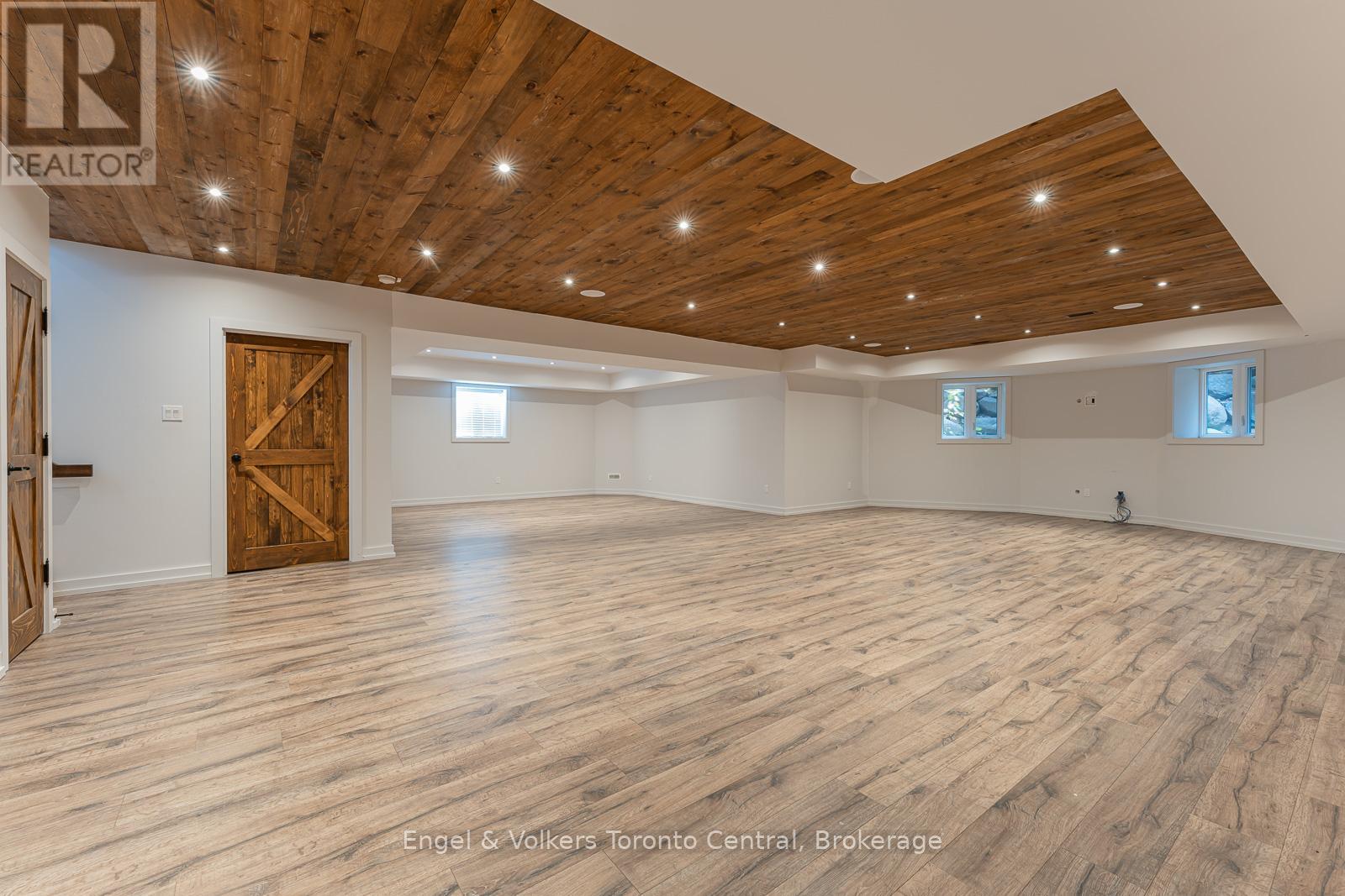 280 Sunset Boulevard, Blue Mountains, Ontario  N0H 2P0 - Photo 37 - X12826528