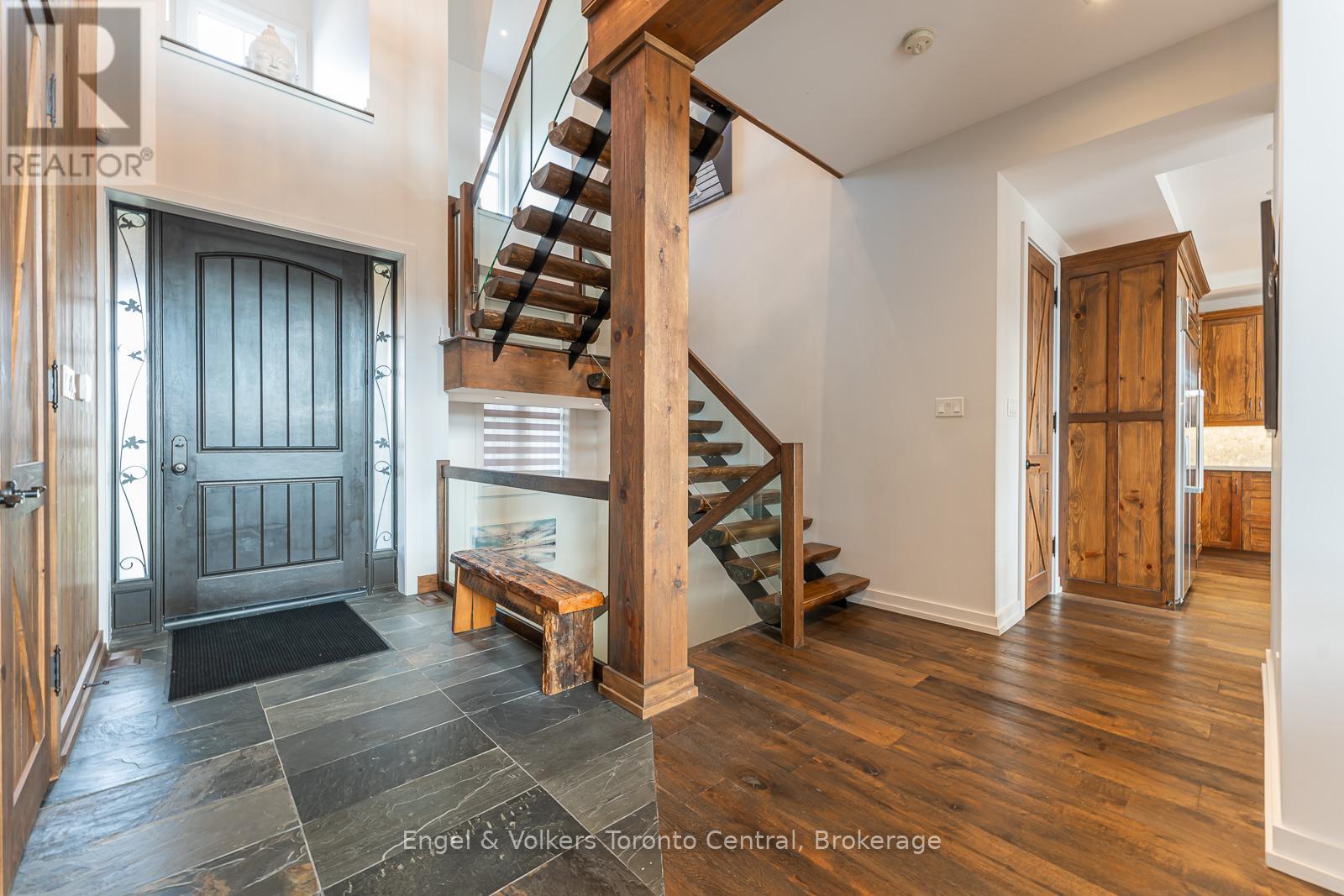 280 Sunset Boulevard, Blue Mountains, Ontario  N0H 2P0 - Photo 4 - X12826528