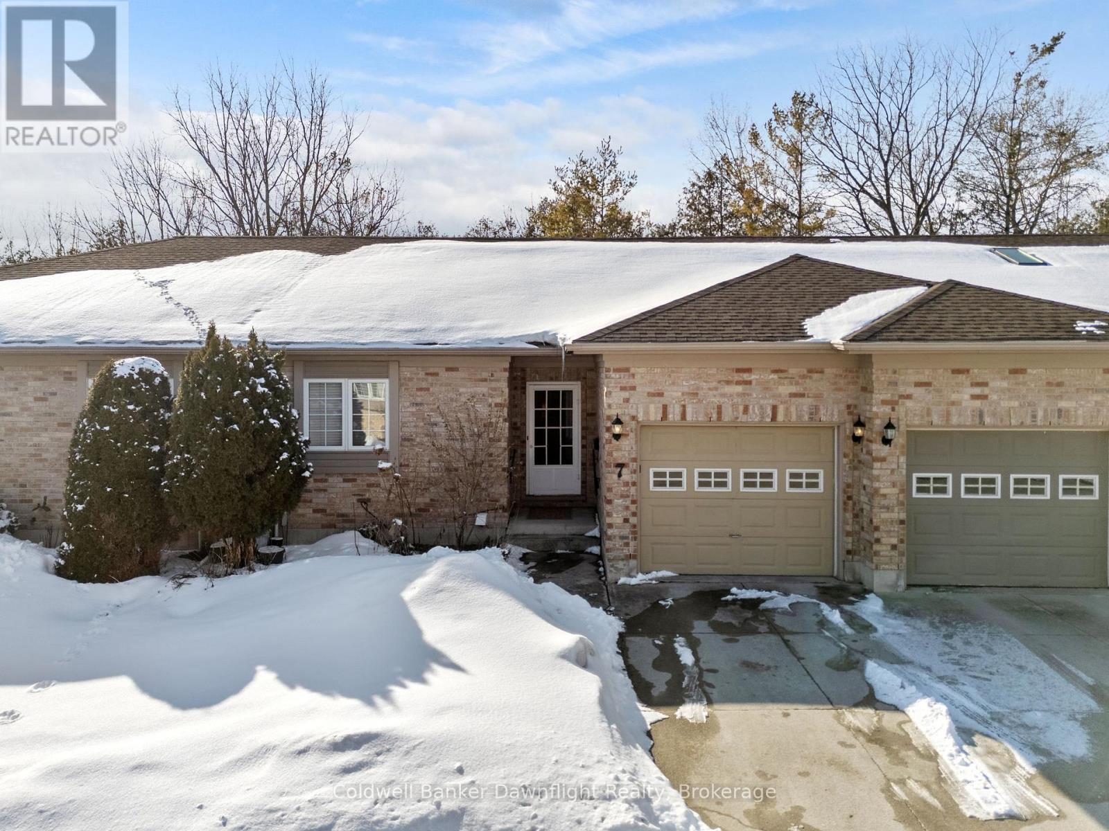 7 Brookside Place, South Huron, Ontario  N0M 1S2 - Photo 34 - X12827192