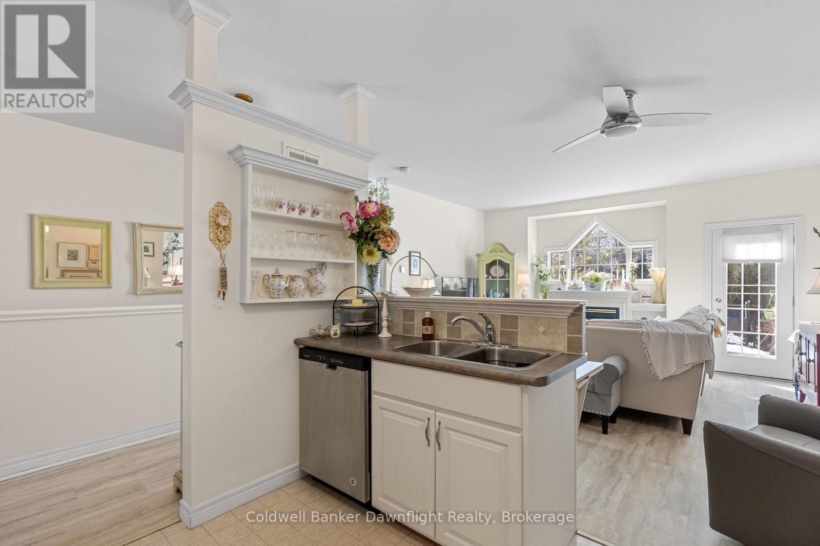 7 Brookside Place, South Huron, Ontario  N0M 1S2 - Photo 5 - X12827192