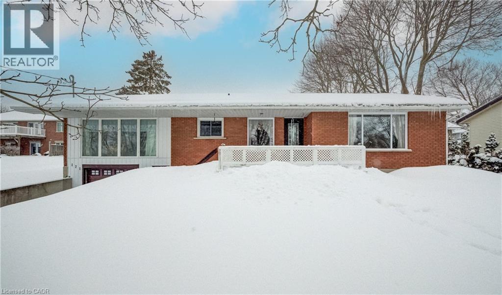 121 NORTH WATER Street W, Mount Forest, Ontario