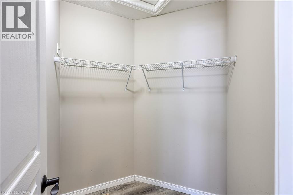 427 Champlain Avenue, Woodstock, Ontario  N4V 0B3 - Photo 26 - 40807391