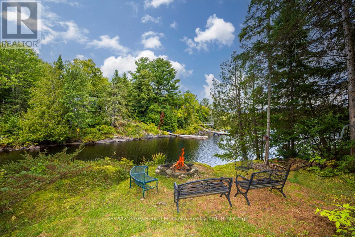 252 Dunchurch Estates Road, Whitestone, Ontario  P0A 1G0 - Photo 2 - X12827854