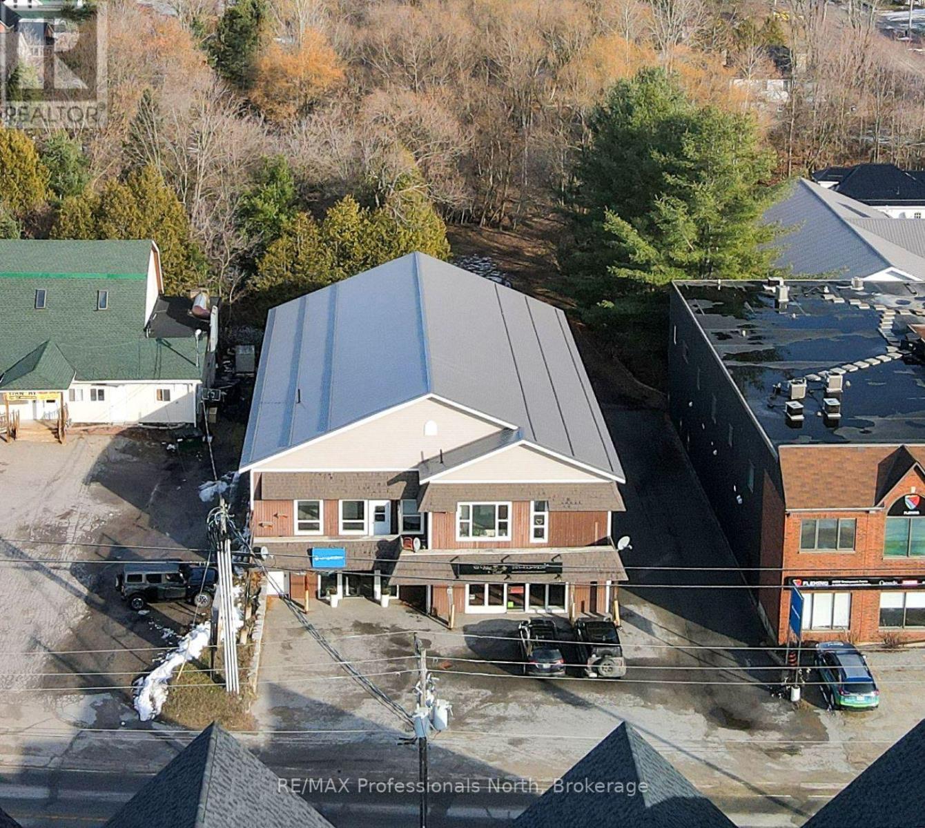 41 MAPLE AVENUE, Dysart et al, Ontario